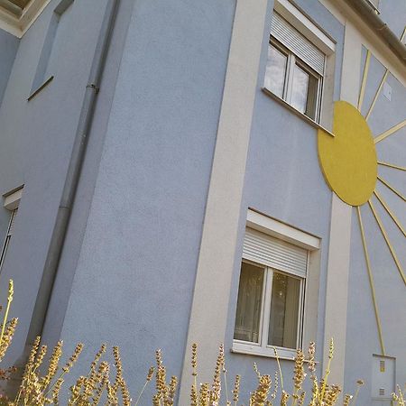 Villa Sonnenschein Laa an der Thaya Exterior photo